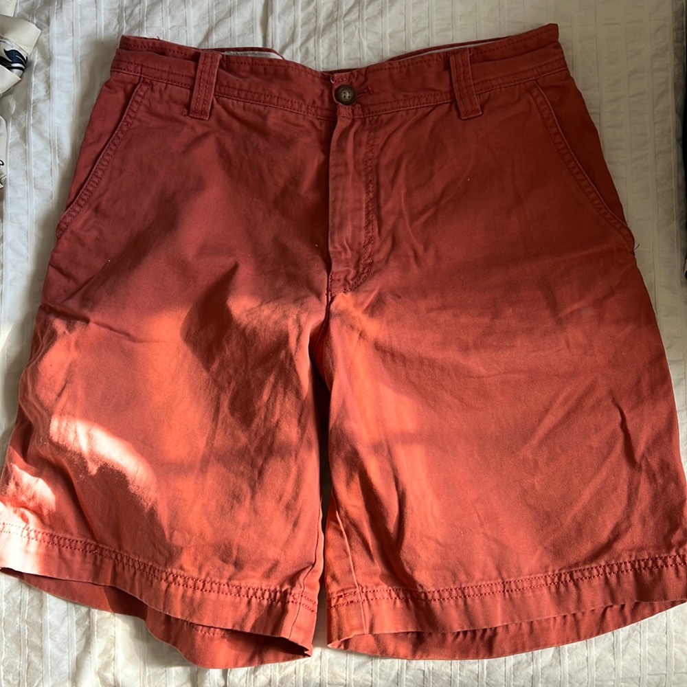 Izod salmon / red / orange shorts